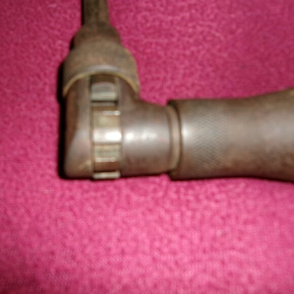 Vintage Bit Brace Hand Drill Universal Jaws Antique Carpentry Woodworking Tool - Picture 3 of 6
